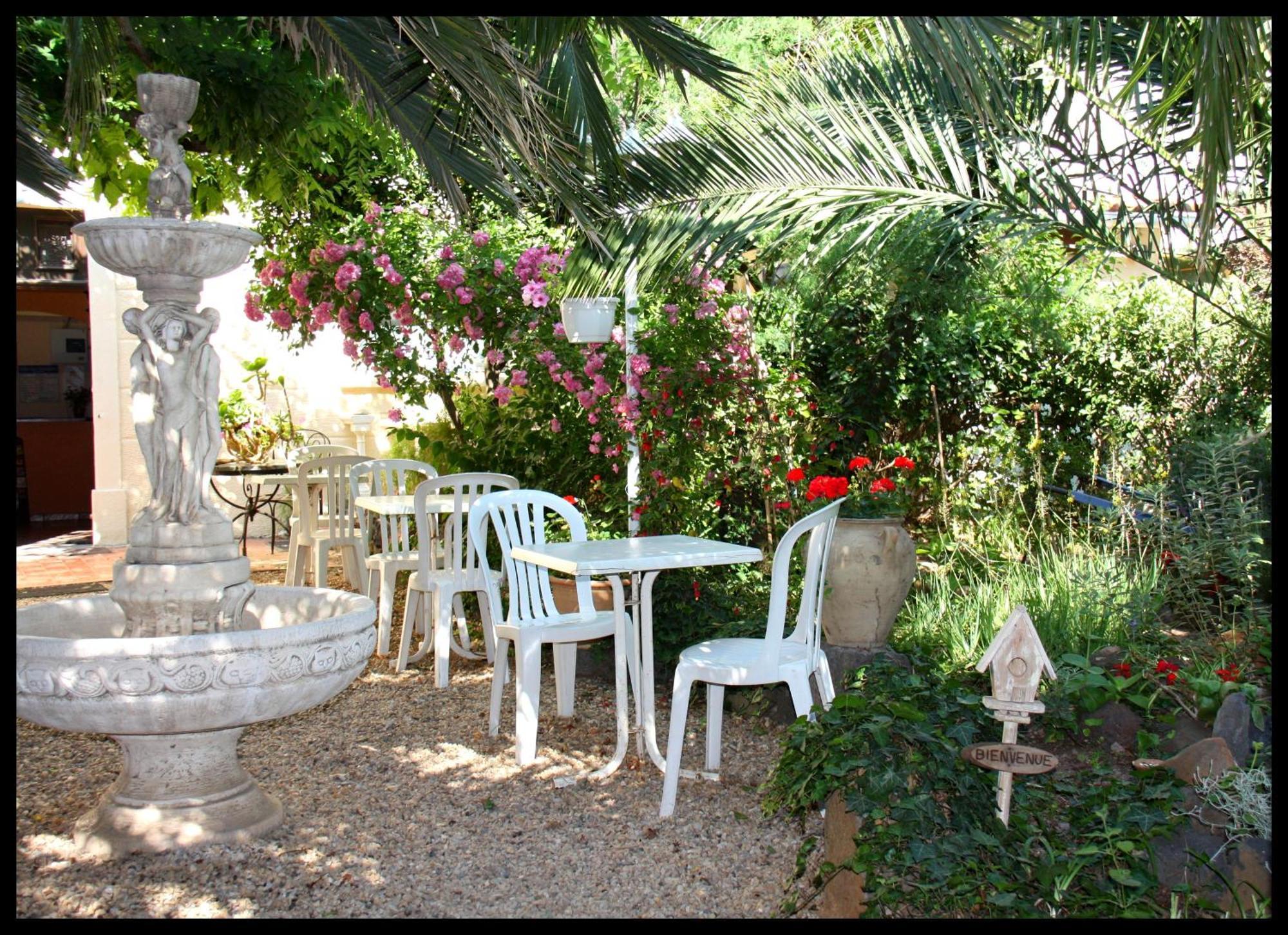 Les Jardins Du Patriarche Hotel Agde Buitenkant foto